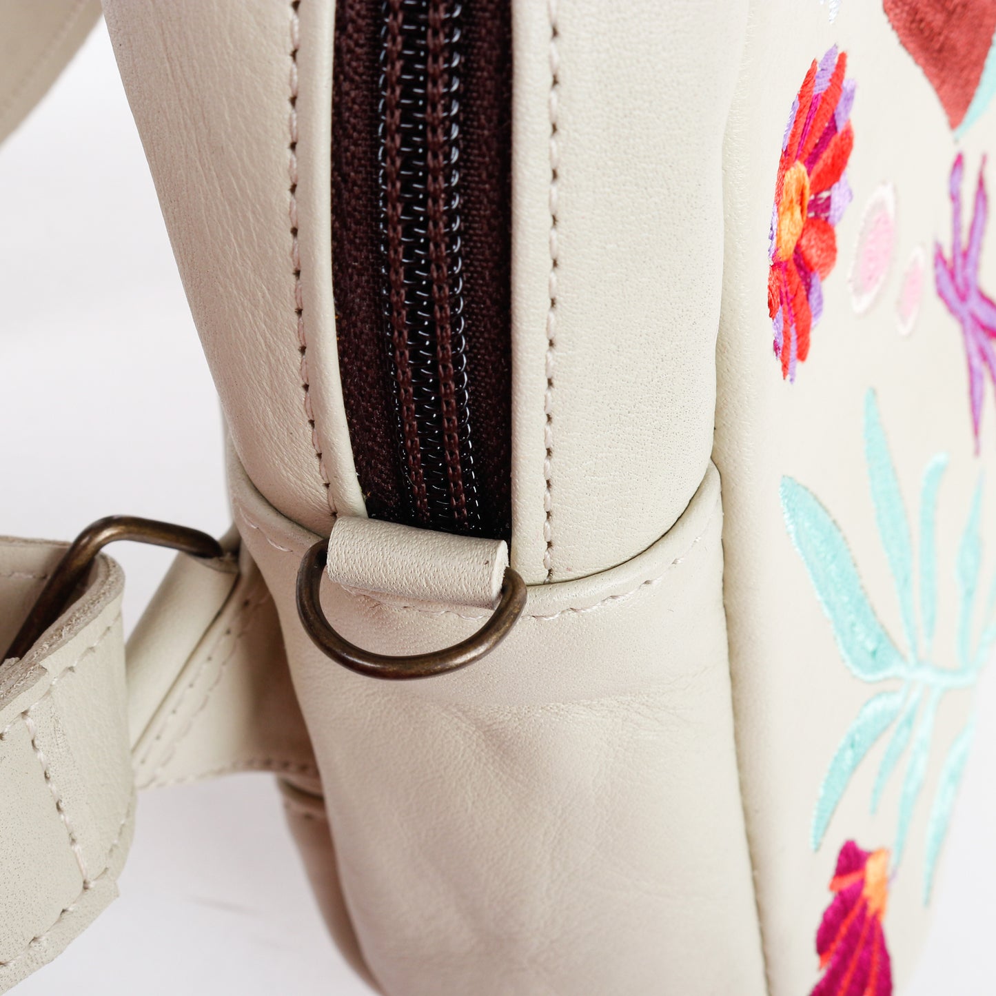 ALI'S STASH - CROSSBODY SLING - EMBROIDERED LEATHER - BONE - NO. A-10026