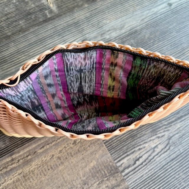 ALI'S STASH - WOVEN UPCYCLED WALLET - NO. A-10090