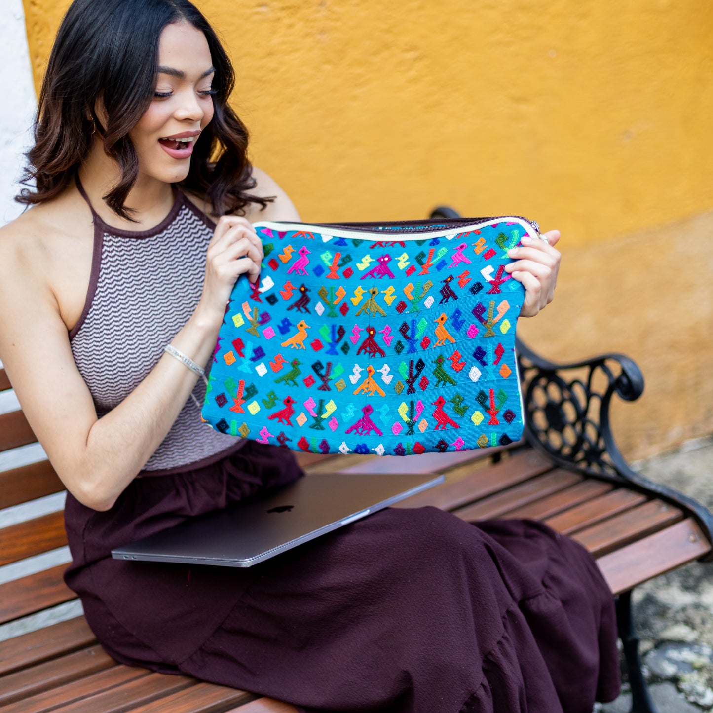 LAPTOP CASE 16" - OOAK HUIPIL - PISTACHO - NO. 18411