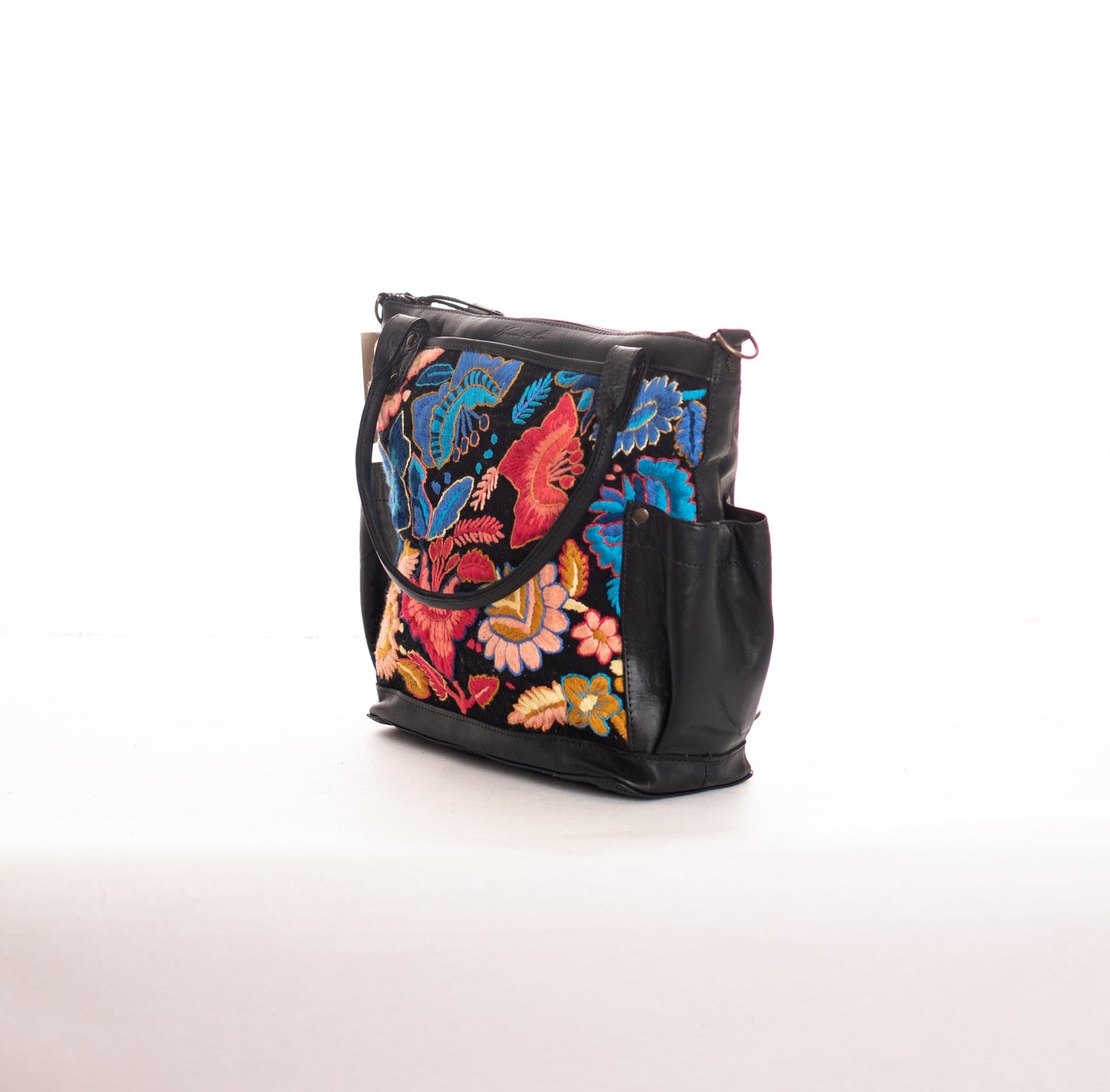 THE MEDIUM PERFECT BAG 2.0 - EMBROIDERED BLOOMS - BLACK - NO. 12618