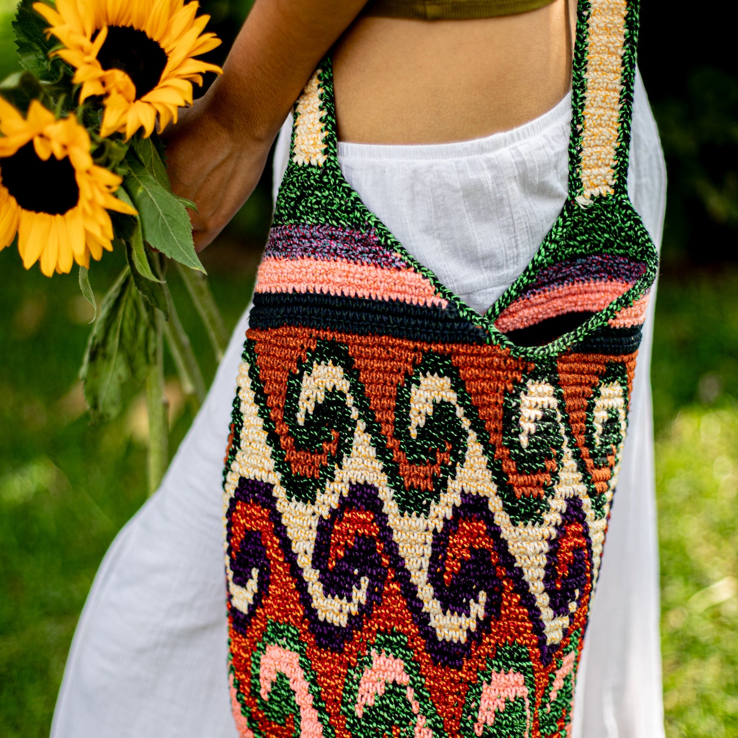 CROCHETED SHOULDER BAG - NO. 18216