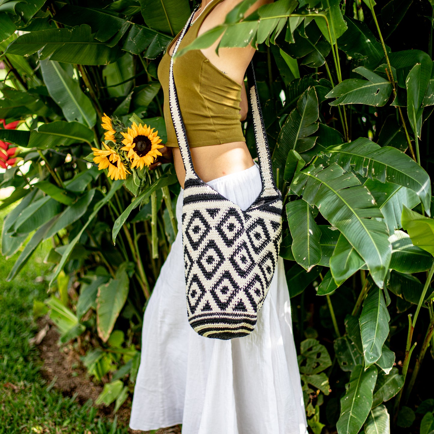 CROCHETED SHOULDER BAG - NO. 18217