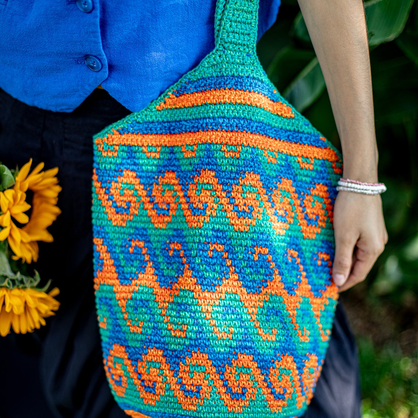 CROCHETED SHOULDER BAG - NO. 18225