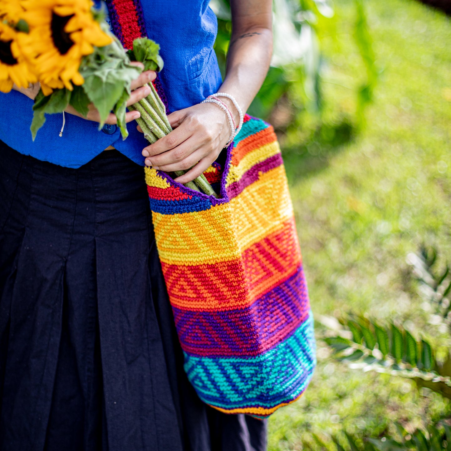 CROCHETED SHOULDER BAG - NO. 18223