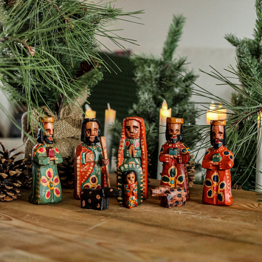 HAND PAINTED WOODEN NATIVITY - LARGE - NO. 10007