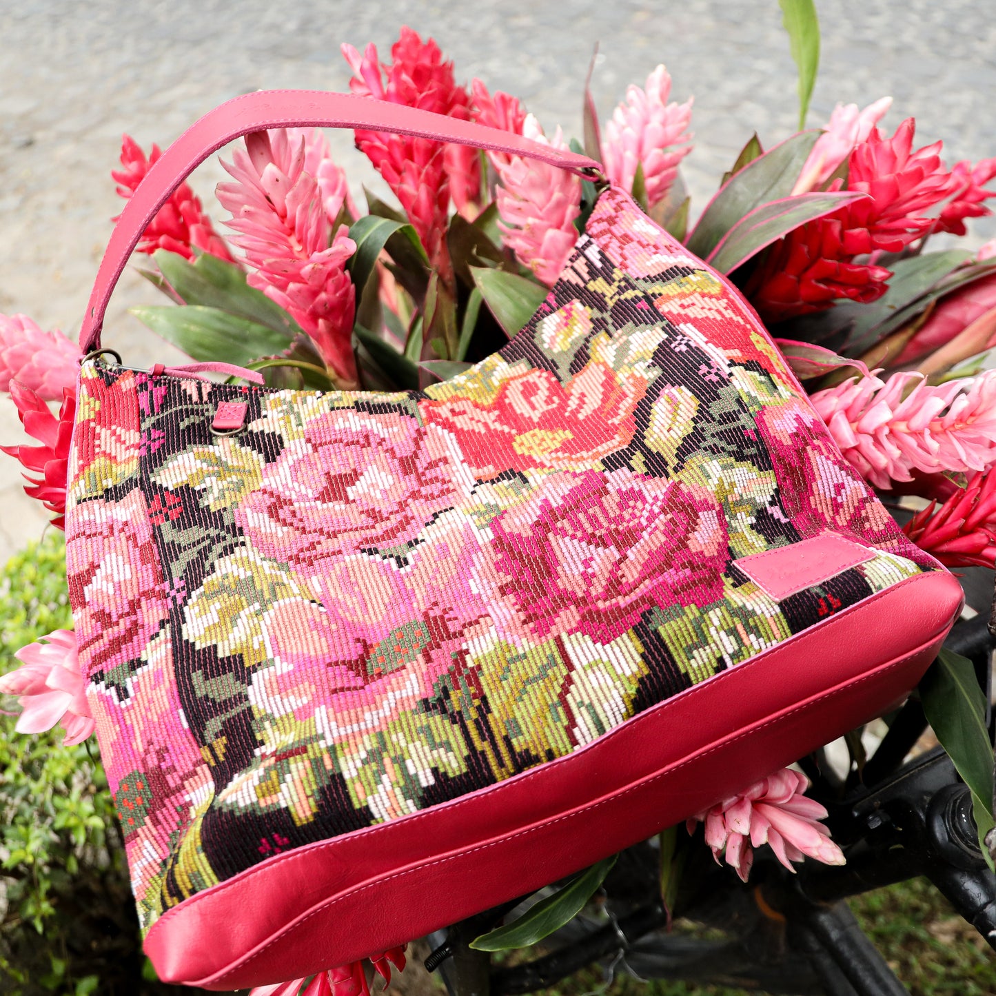♡ PENELOPE BAG ♡ - OOAK HUIPIL - RASPBERRY - NO. 19454