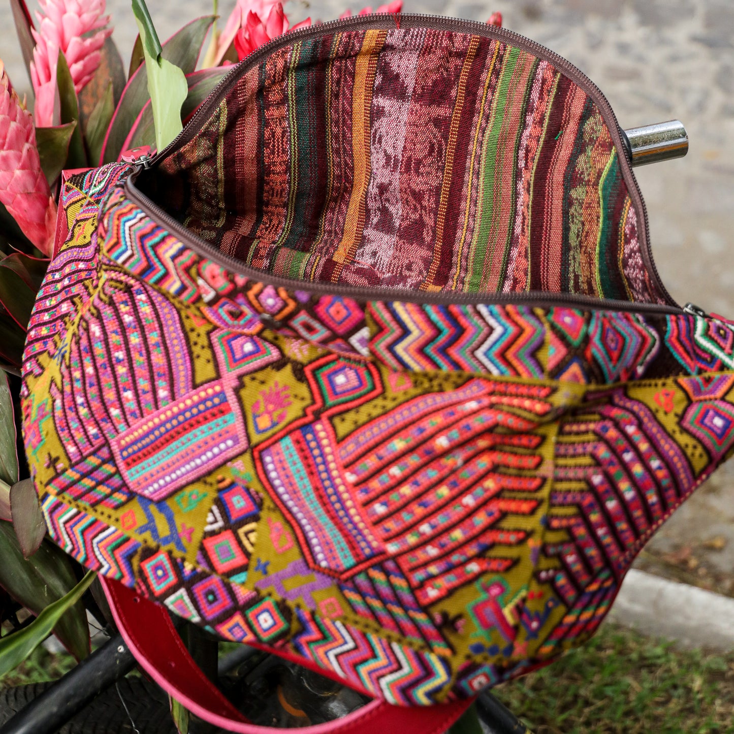 ♡ ETHAN BAG ♡ - OOAK HUIPIL - MAGENTA - NO. 19443