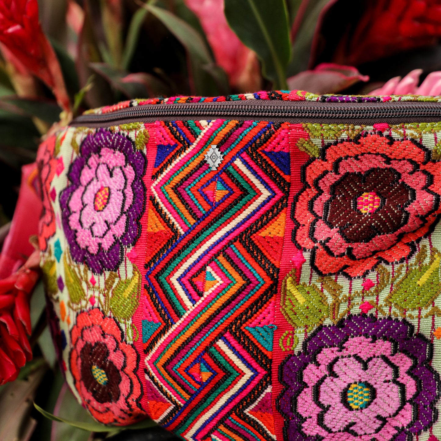 ♡ ETHAN BAG ♡ - OOAK HUIPIL - RASPBERRY - NO. 19442