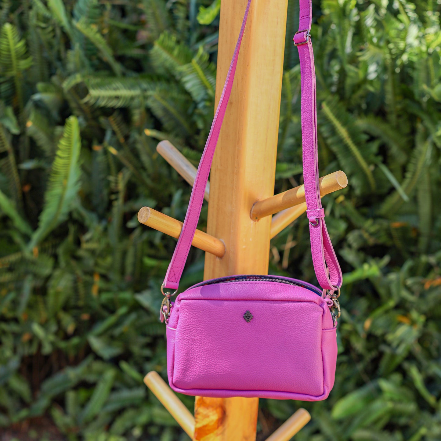 WANDER CROSSBODY BAG + STRAP SET - FULL LEATHER - BABY RHINO