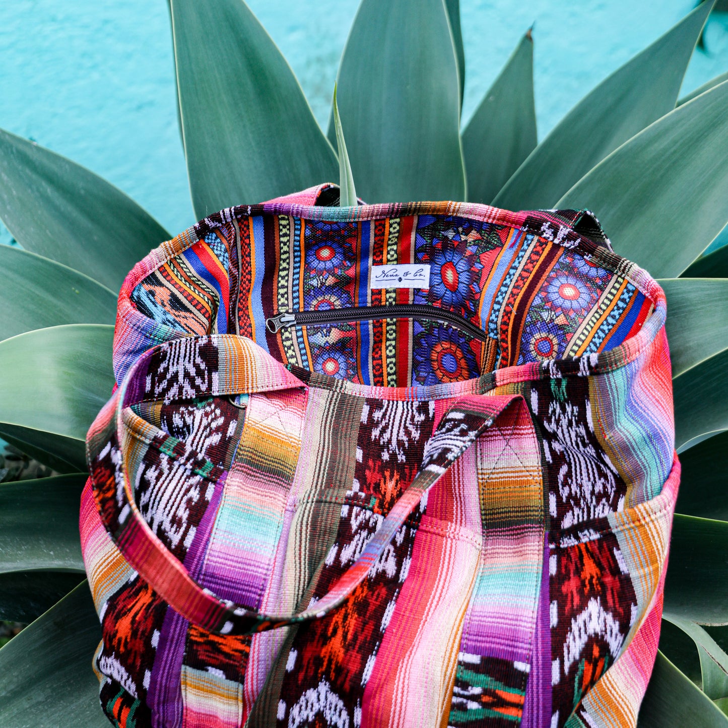 SANTI TOTE - OG ROCKY