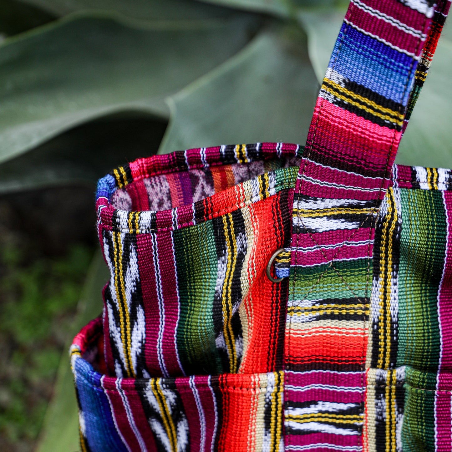 SANTI TOTE - RAINBOW FALLS