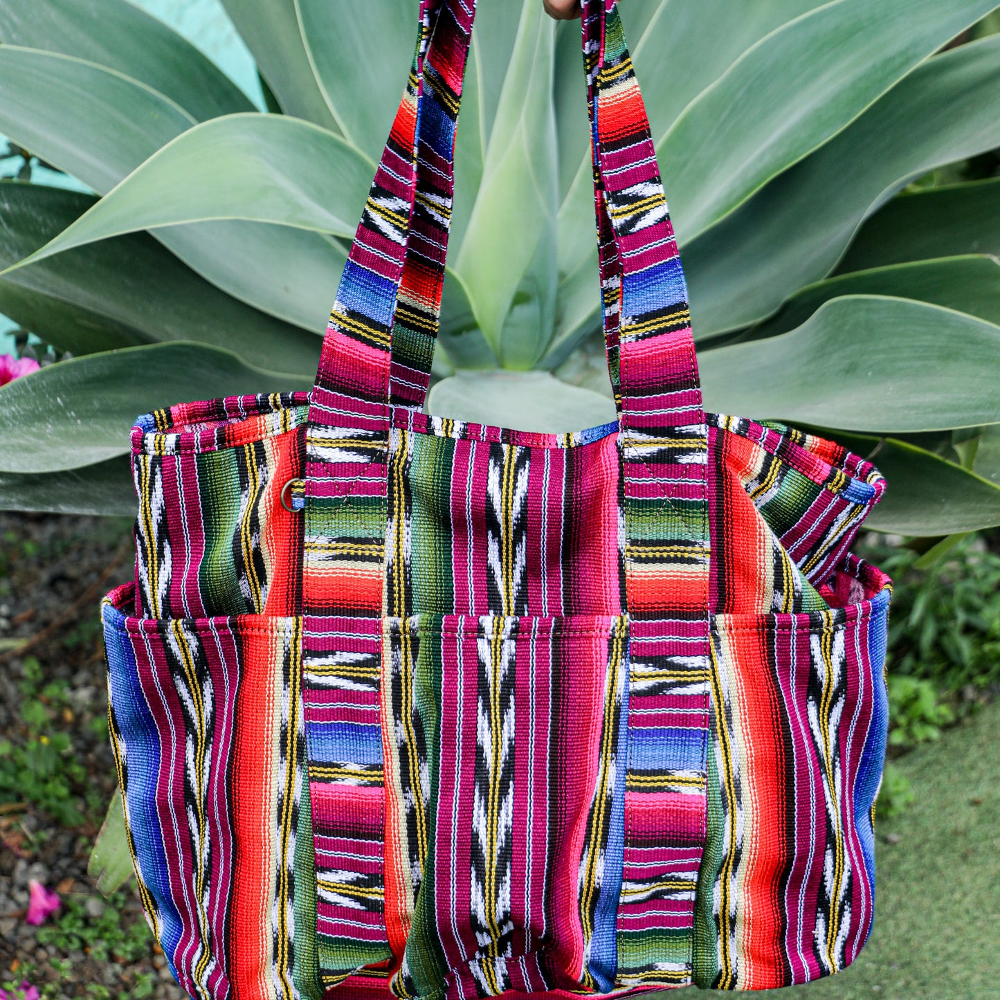 SANTI TOTE - RAINBOW FALLS