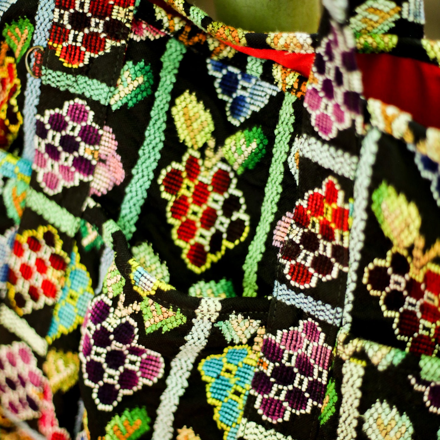 SANTI TOTE - VINTAGE ZUNIL - NO. 18714