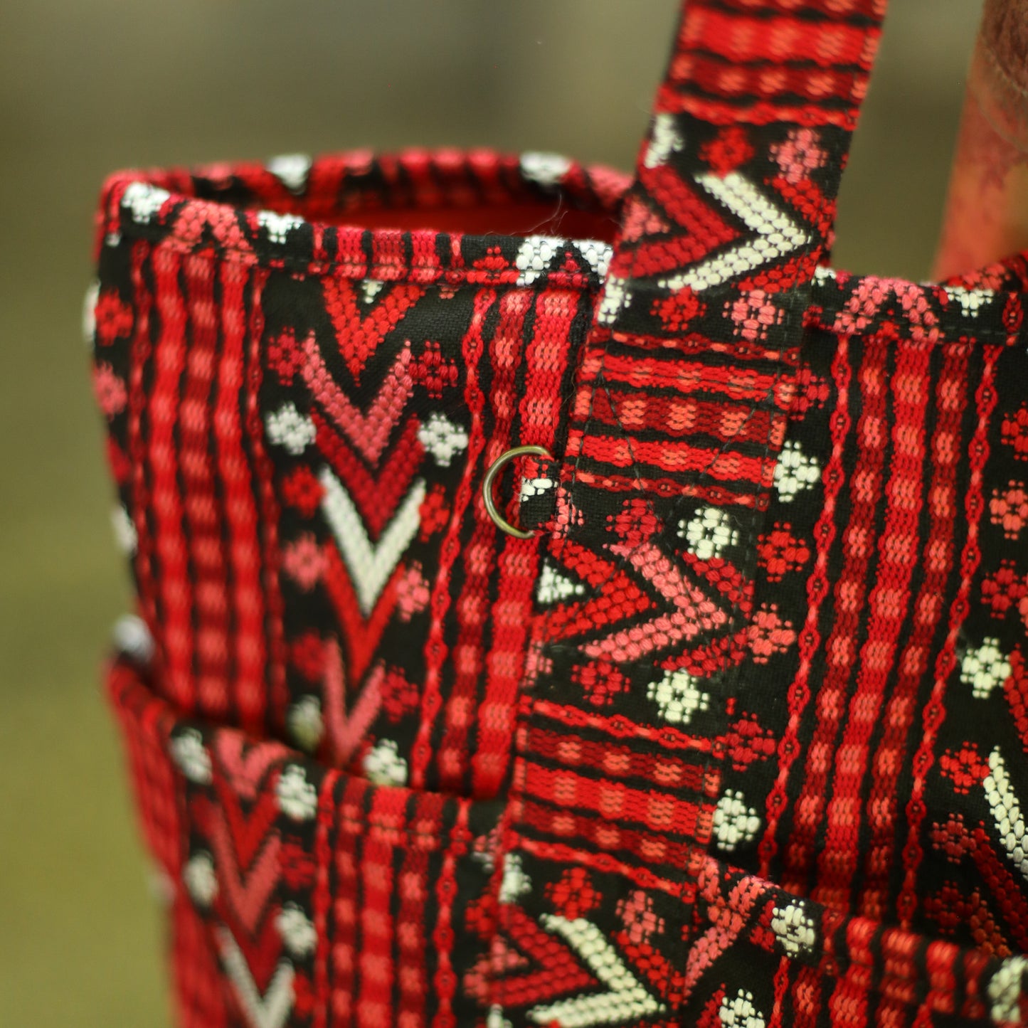 SANTI TOTE - VINTAGE ZUNIL - NO. 18707