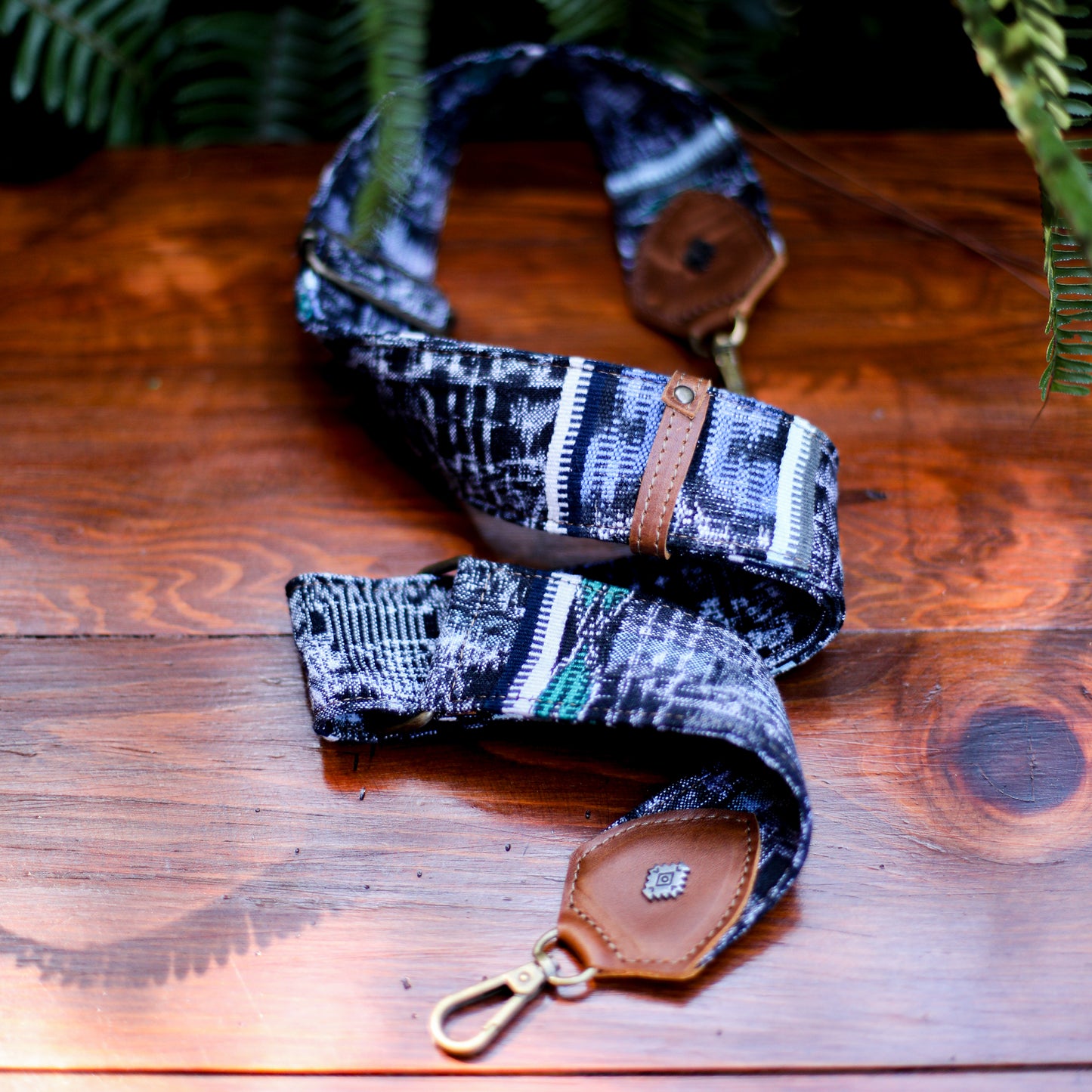 ADJUSTABLE WIDE STRAP - CORTE - CAFE - NO. 19973