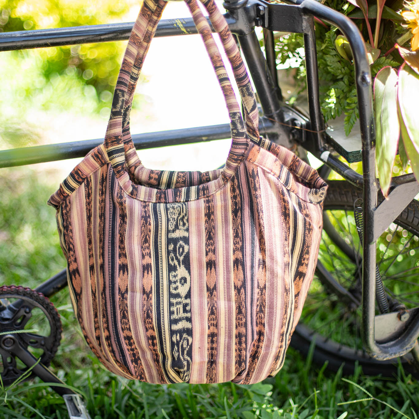 MEDIUM VOYAGER BAG - CORTE - NO. 17288