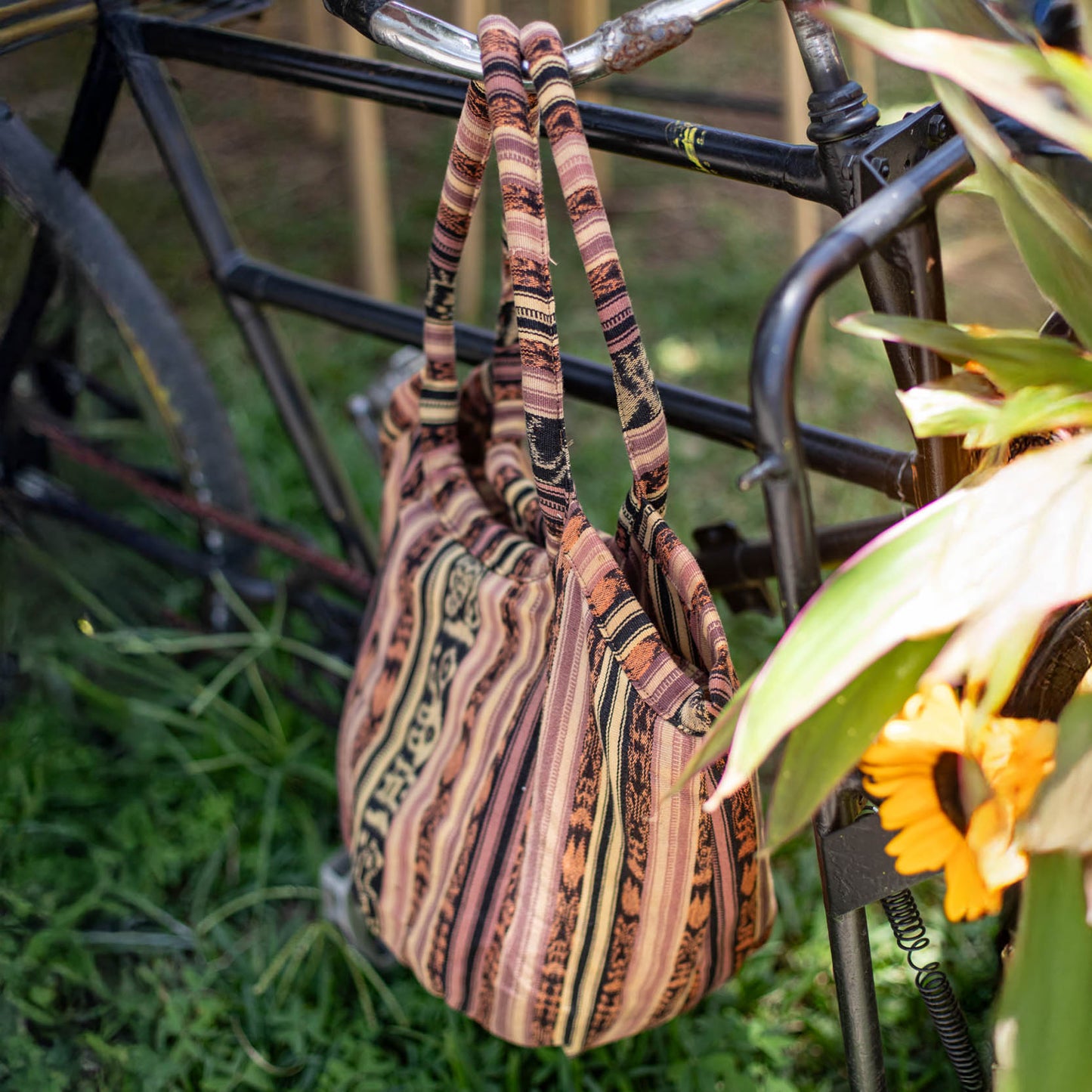 MEDIUM VOYAGER BAG - CORTE - NO. 17288