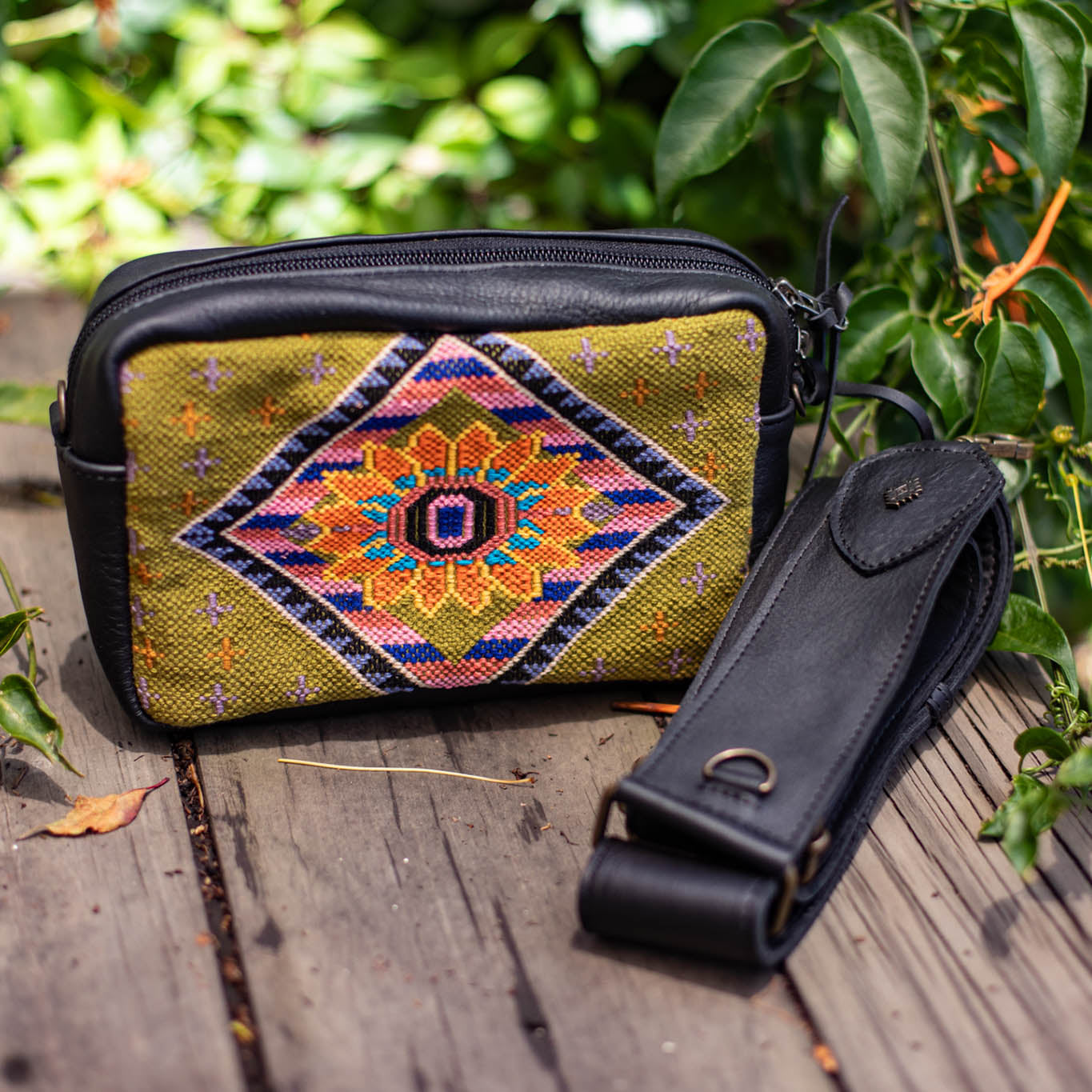 WANDER CROSSBODY SET - H&S PANEL - BLACK - NO. 17357