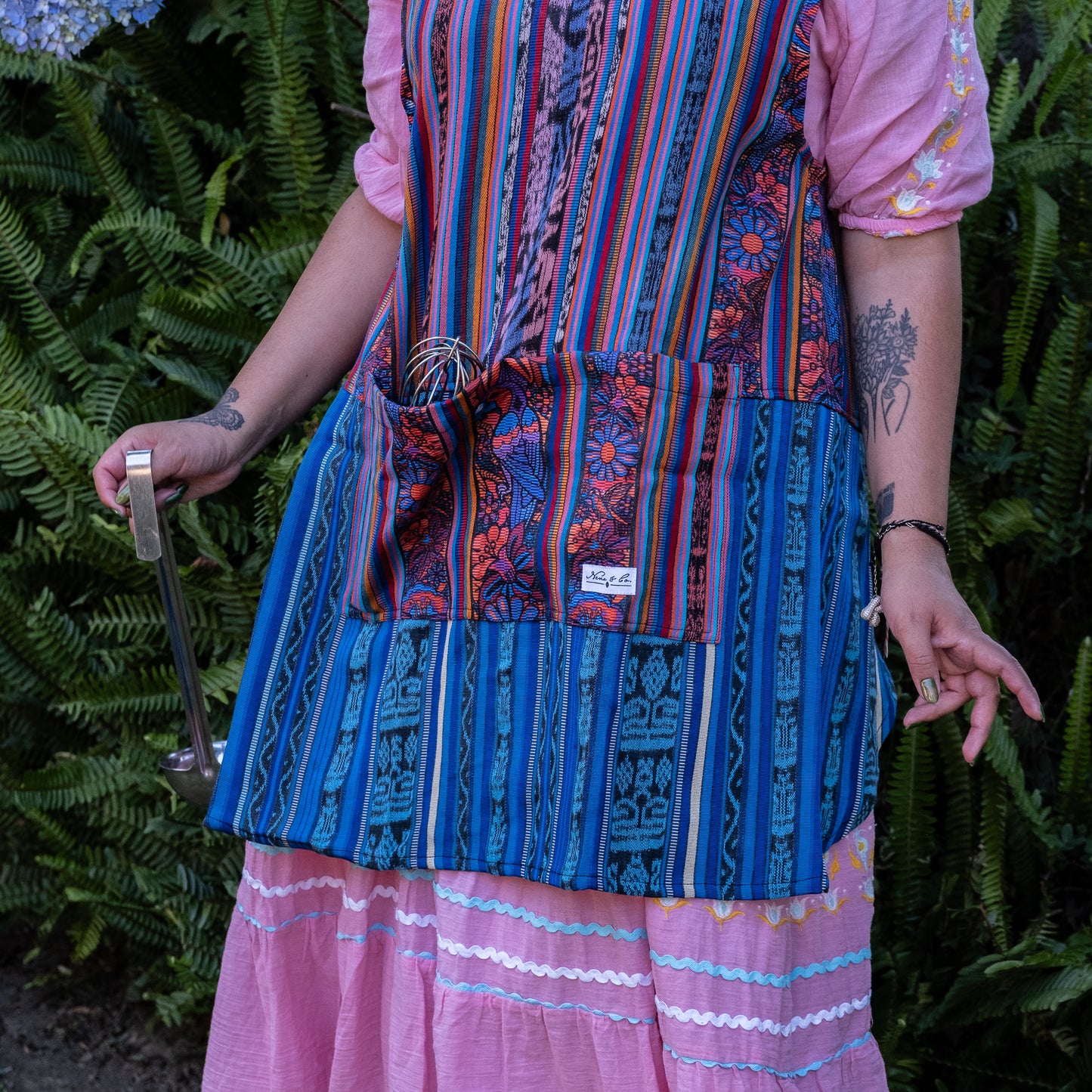 ABUELA APRON - CORTE - NO. 200796
