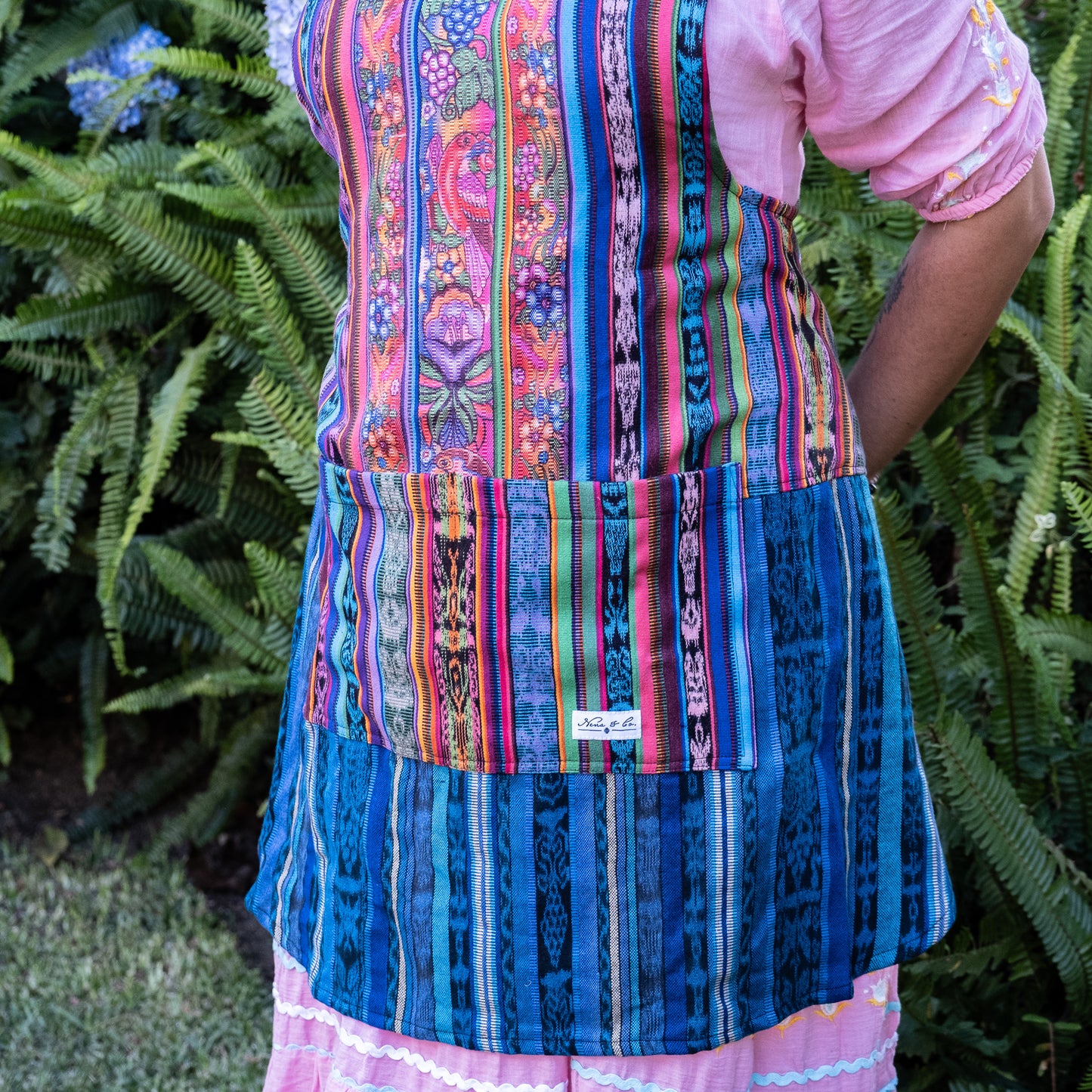 ABUELA APRON - CORTE - NO. 200793