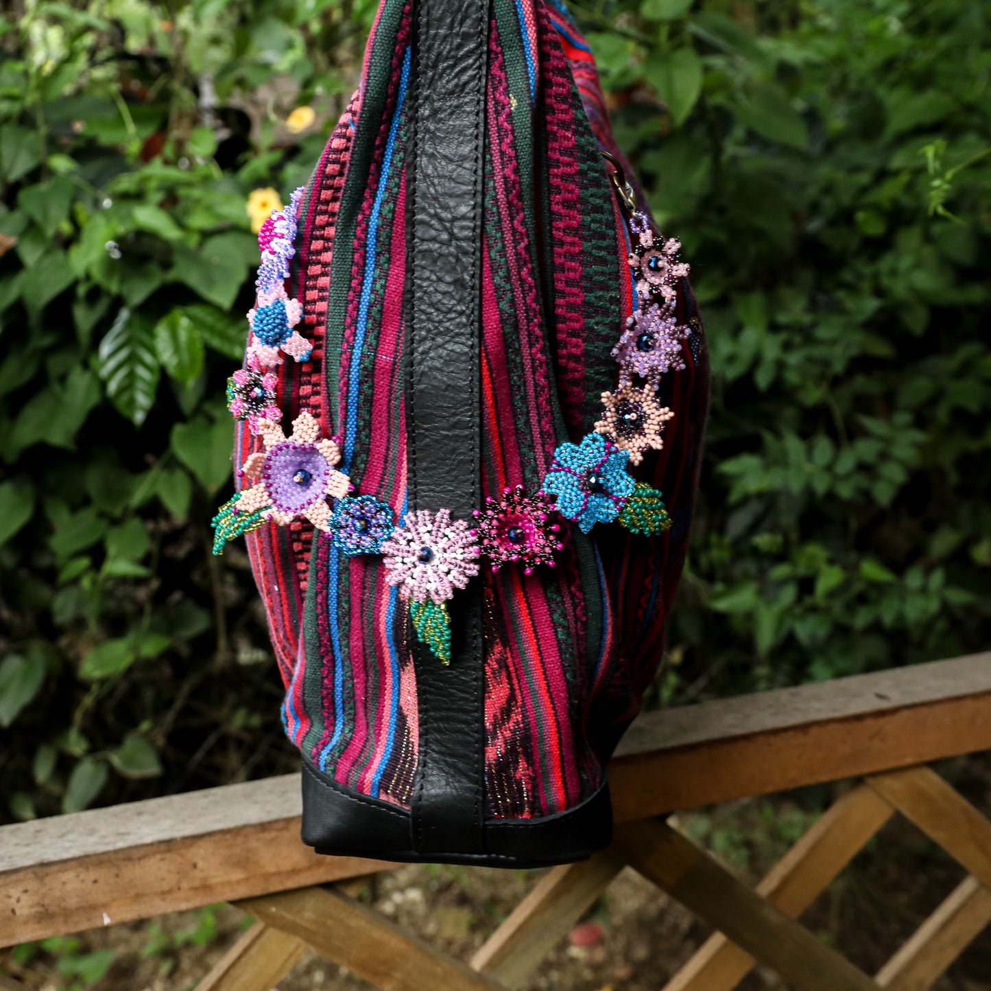 **SHIP WINDOW** BEADED FLORAL BAG NECKLACE - NO. 201785