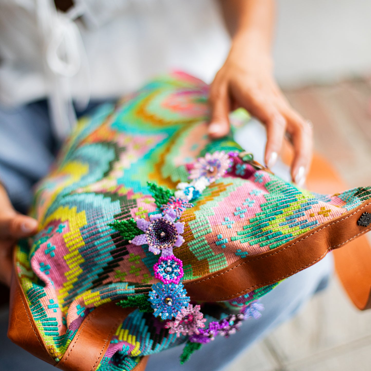 BEADED FLORAL BAG NECKLACE - NO. 18302