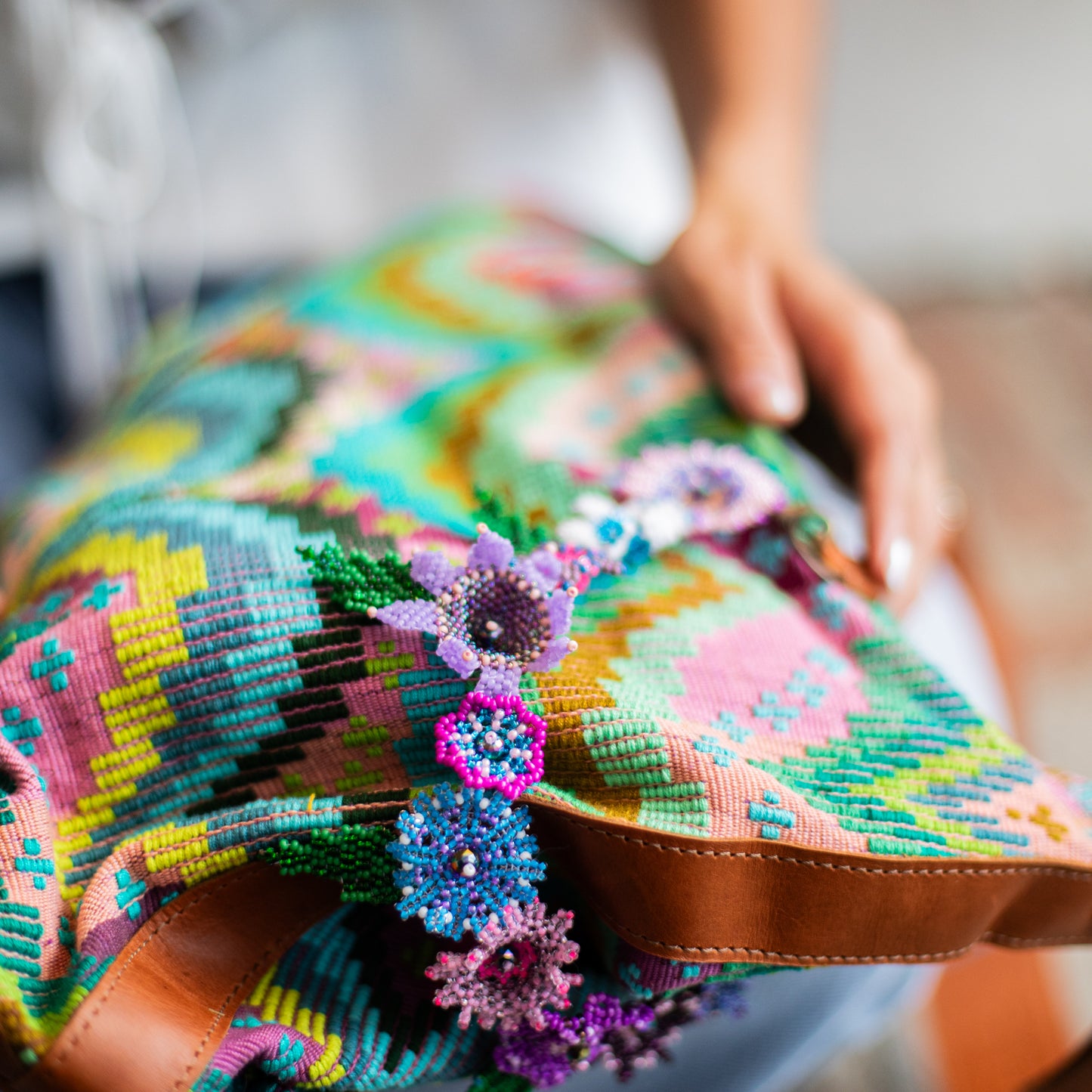 BEADED FLORAL BAG NECKLACE - NO. 18302