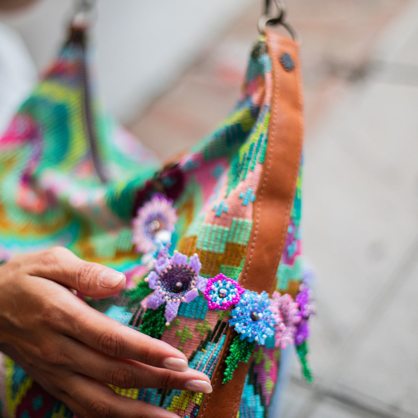 BEADED FLORAL BAG NECKLACE - NO. 18302