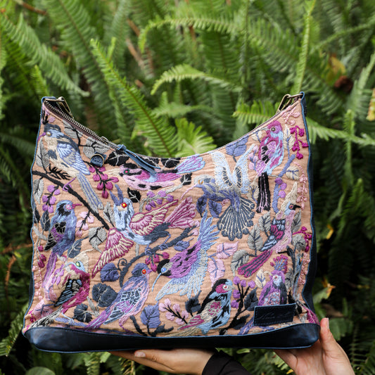**SHIP WINDOW** PENELOPE BAG - H&S EMBROIDERED BIRDS - NAVY - NO. 201091