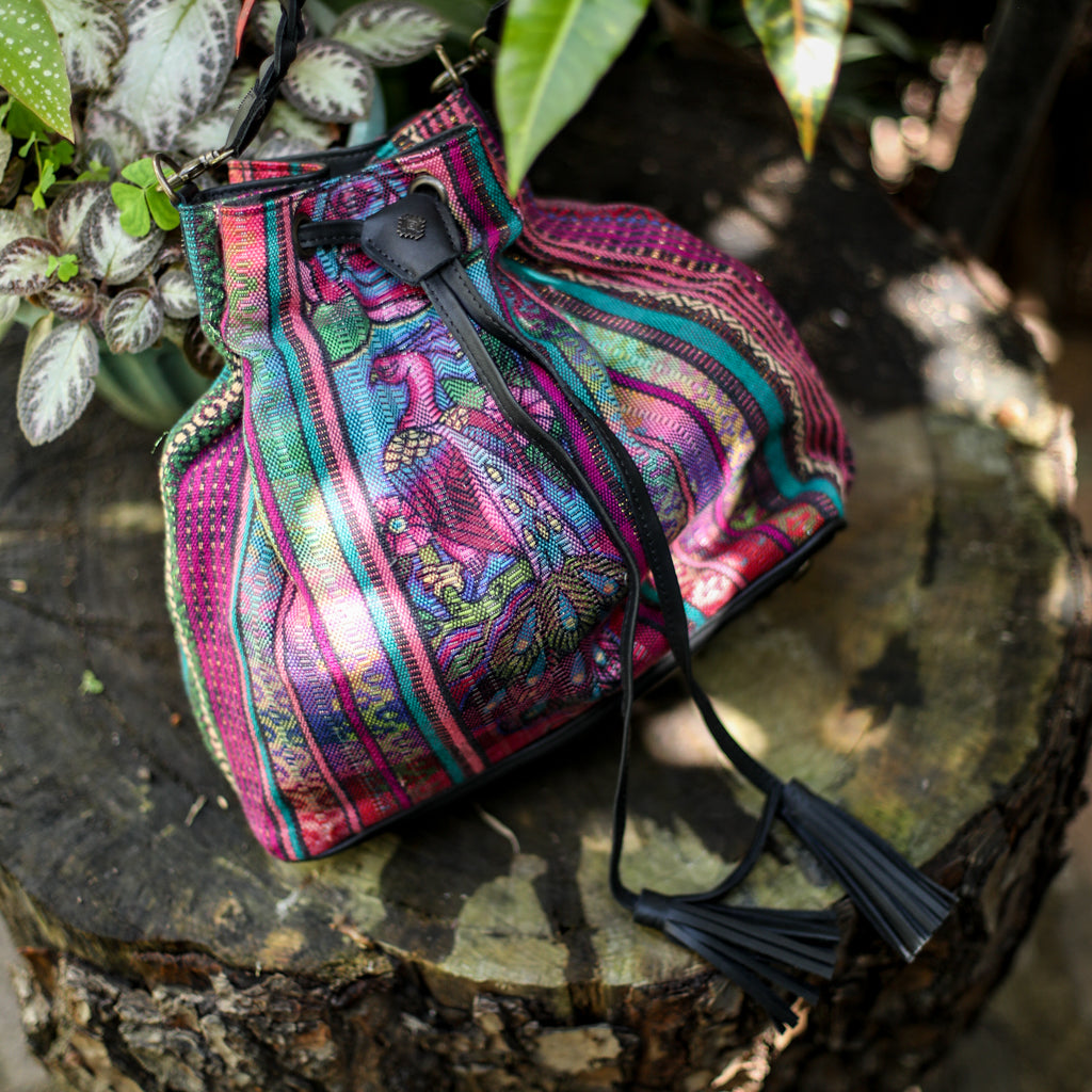 DRAWSTRING BUCKET BAG - CORTE - BLACK - NO. 18458