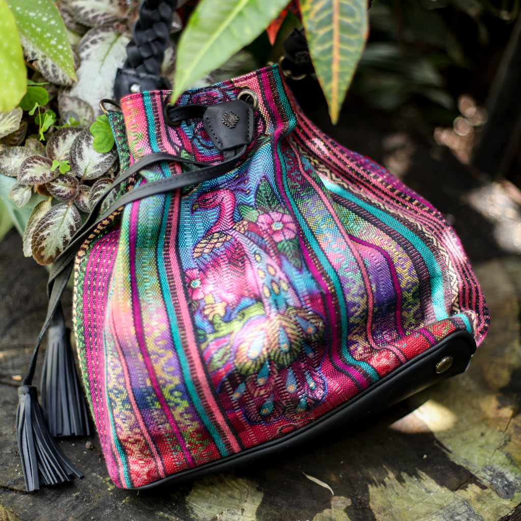 DRAWSTRING BUCKET BAG - CORTE - BLACK - NO. 18458