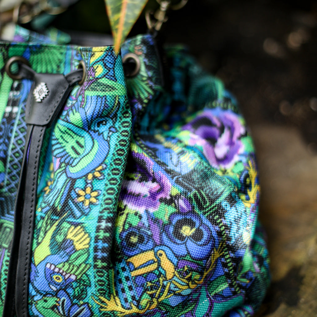 DRAWSTRING BUCKET BAG - CORTE - BLACK - NO. 18459