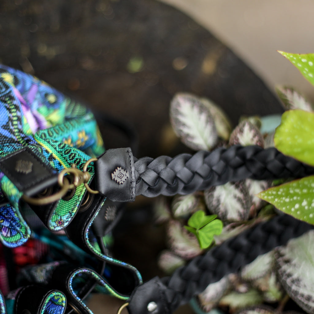 DRAWSTRING BUCKET BAG - CORTE - BLACK - NO. 18459