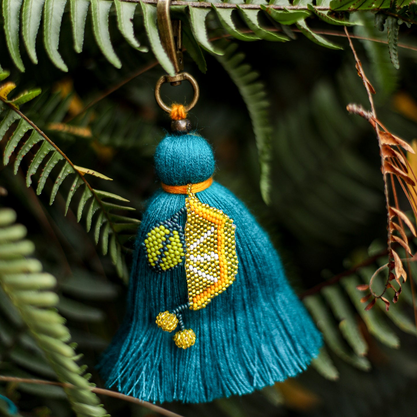 CLASSIC TASSEL - BEADED CITRUS CHARM - NO. 200266