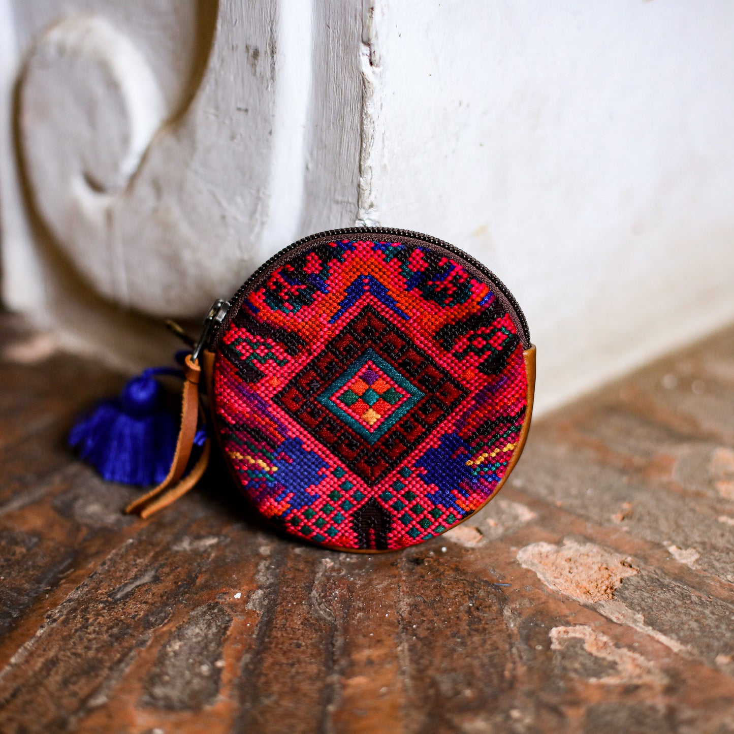 CIRCLE COIN PURSE - OOAK HUIPIL - CAFE - NO. 19033