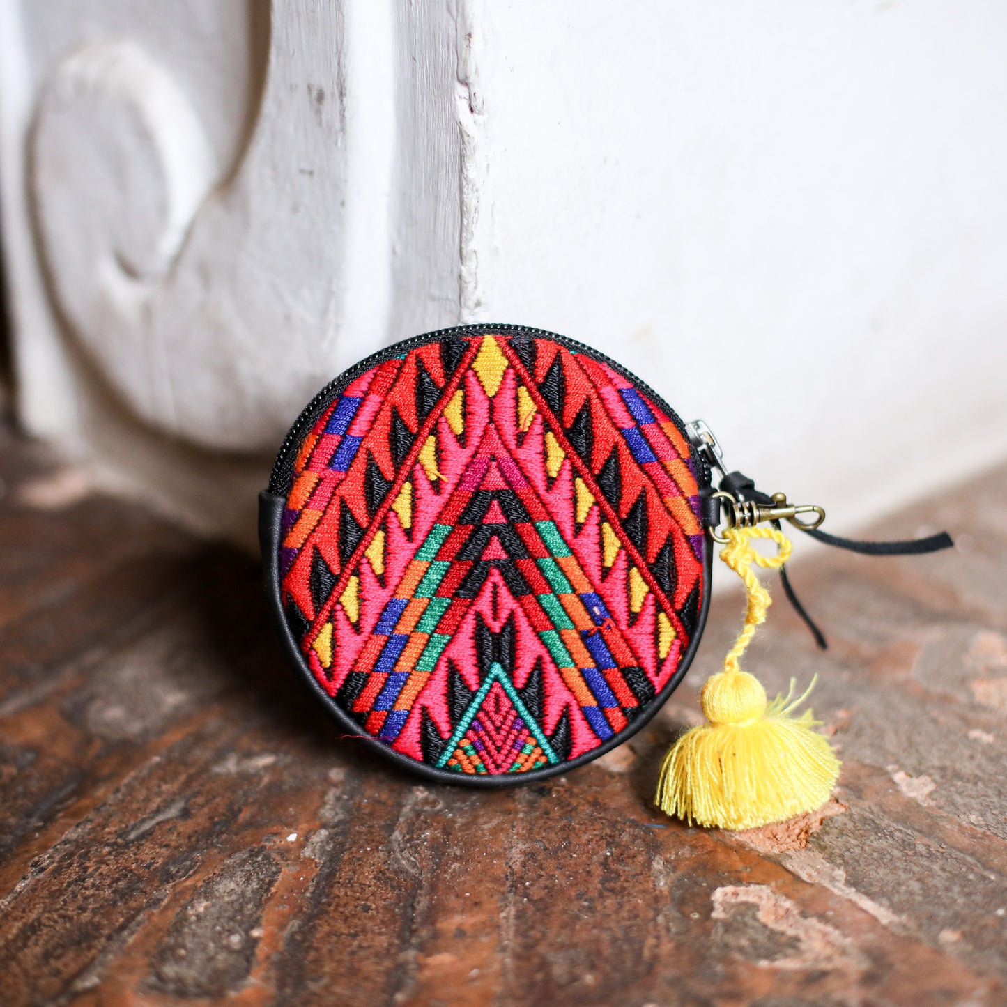 CIRCLE COIN PURSE - OOAK HUIPIL - BLACK - NO. 19043