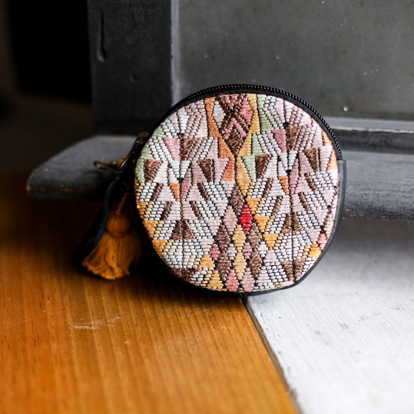 CIRCLE COIN PURSE - OOAK HUIPIL - BLACK - NO. 19049