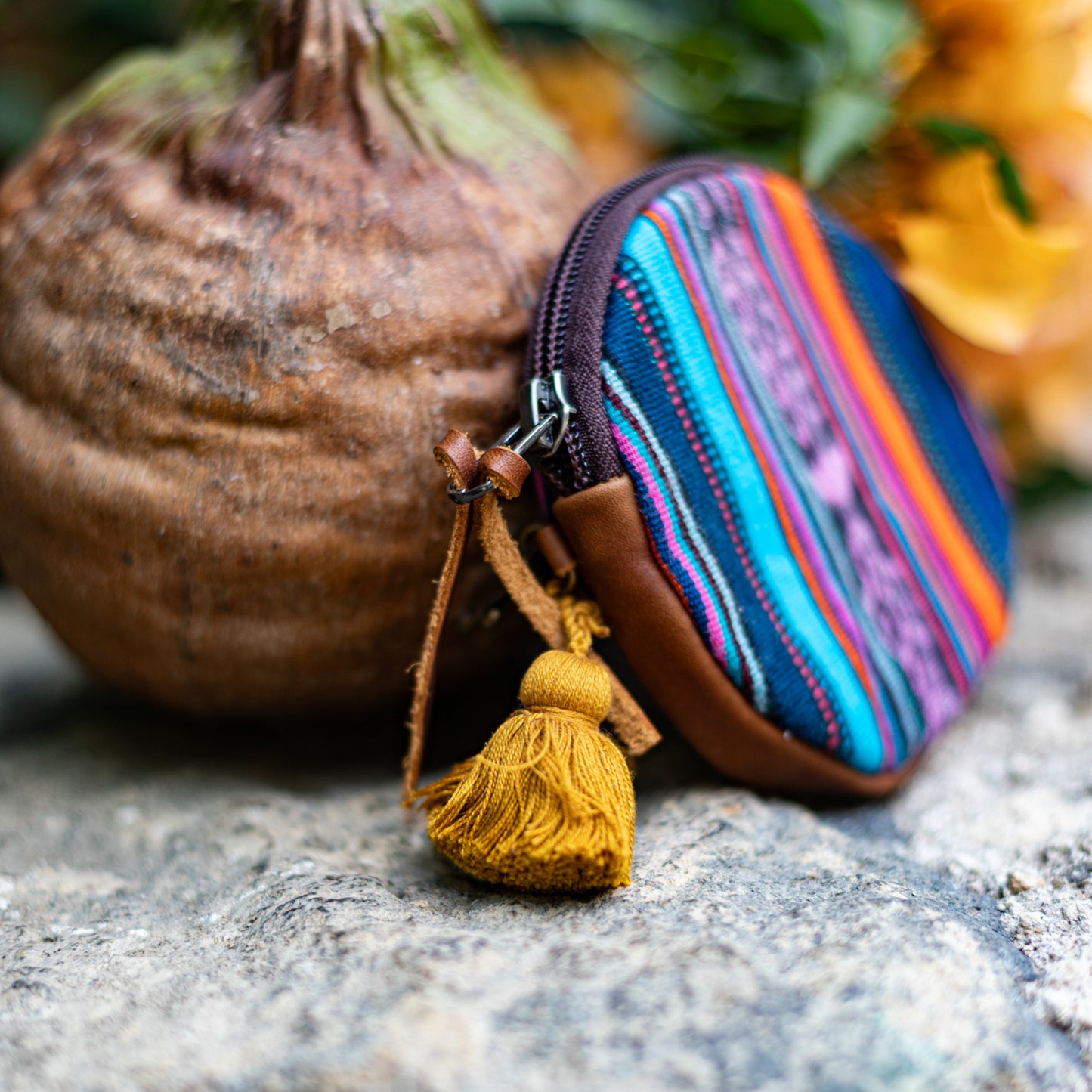 CIRCLE COIN PURSE - CORTE - CAFE - NO. 17545