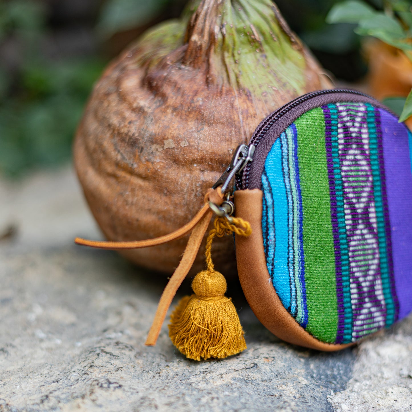 CIRCLE COIN PURSE - CORTE - CAFE - NO. 17538