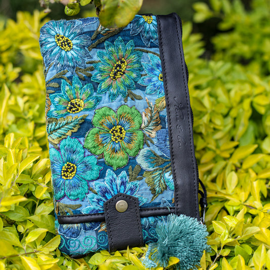 EVERYTHING CLUTCH - OOAK HUIPIL - BLACK - NO. 19196