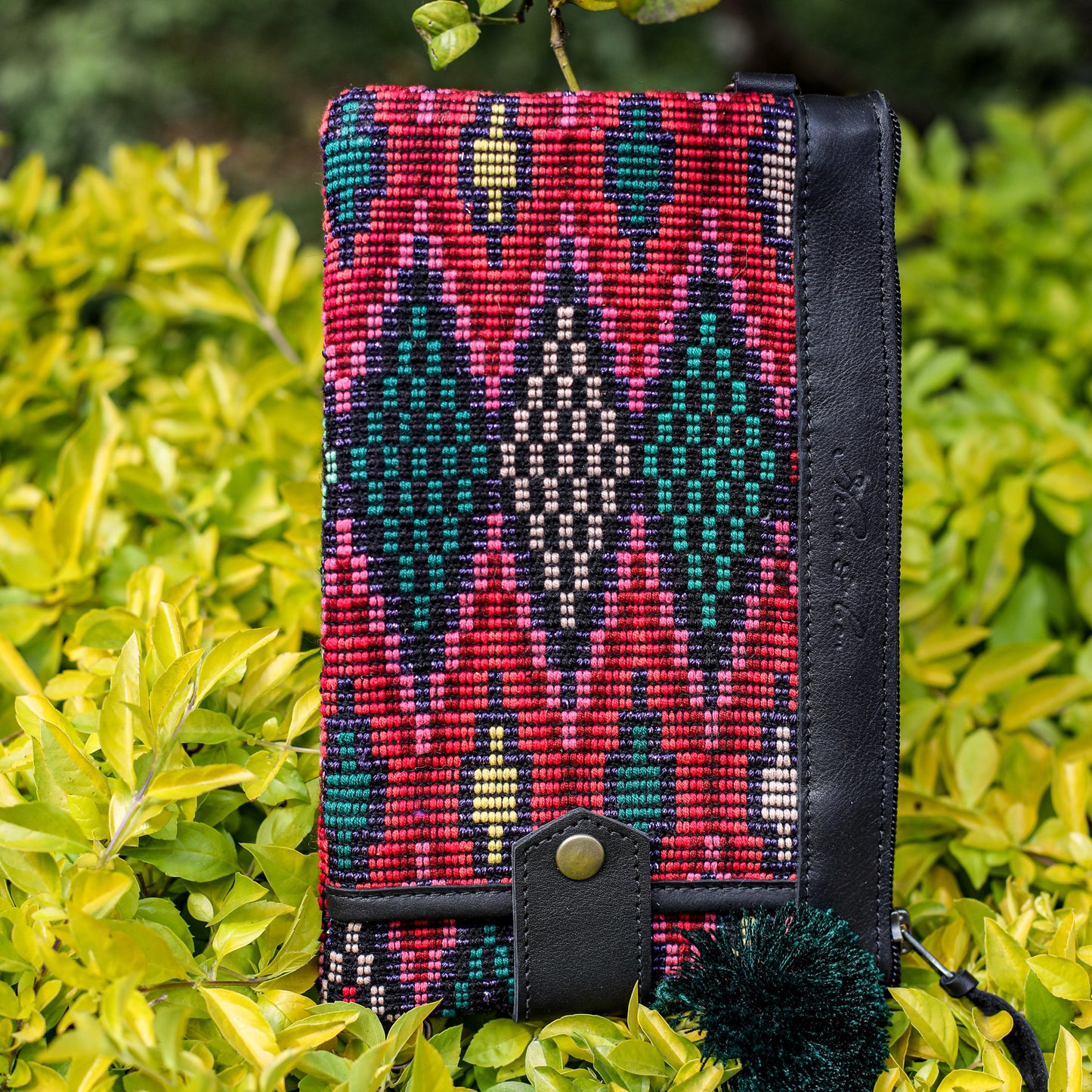 EVERYTHING CLUTCH - OOAK HUIPIL - BLACK - NO. 19195