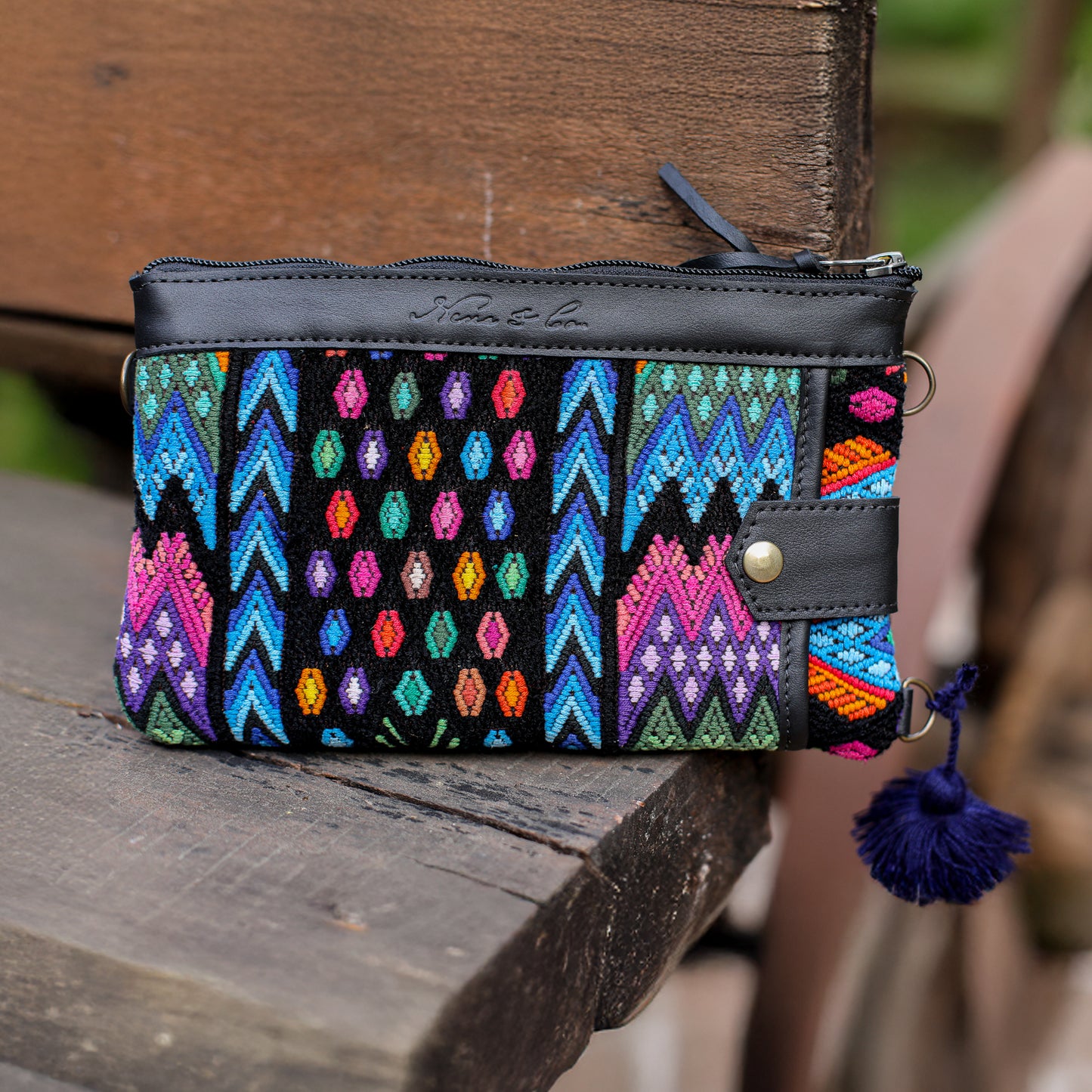 EVERYTHING CLUTCH - OOAK HUIPIL - BLACK - NO. 200440