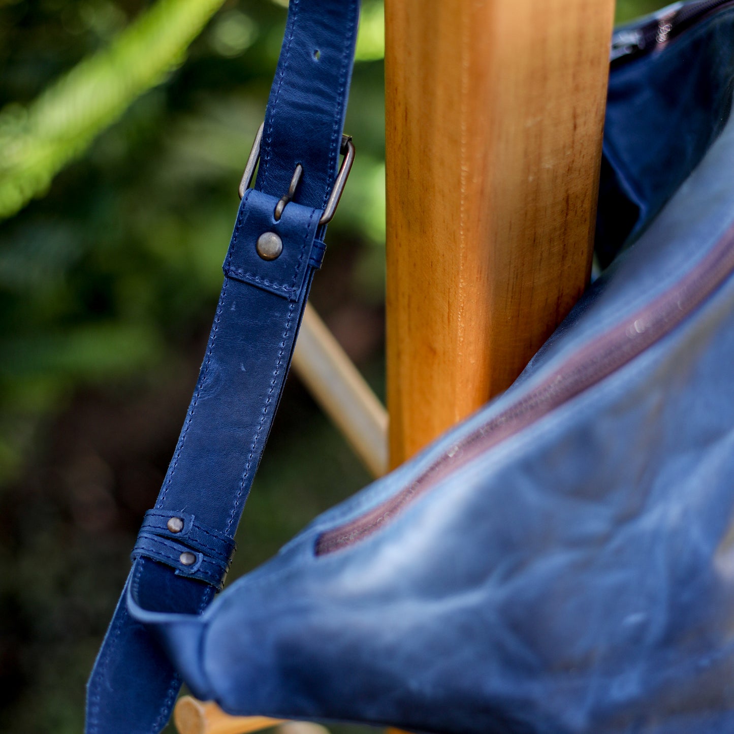 ETHAN BAG - FULL LEATHER - NAVY