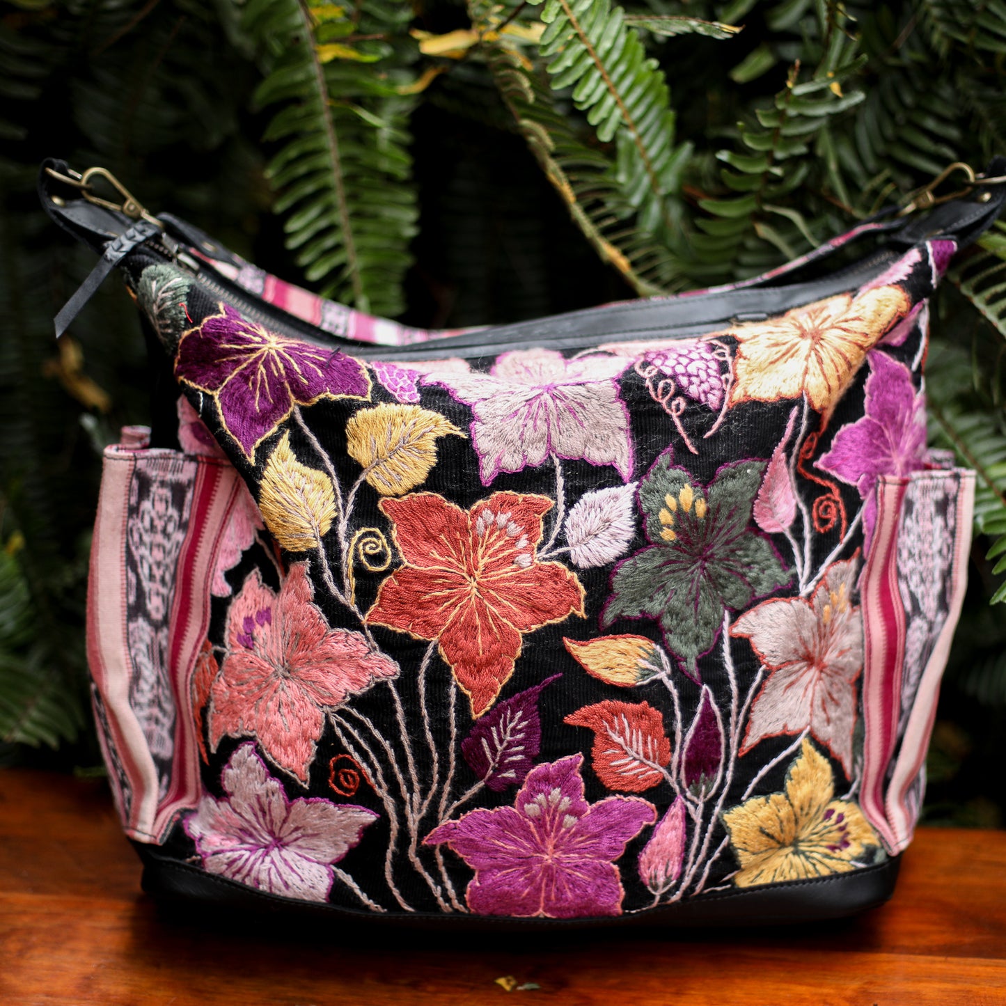 BEATRIZ CDB + DIAMANTE STRAP - H&S FLORAL - BLACK - NO. 200160