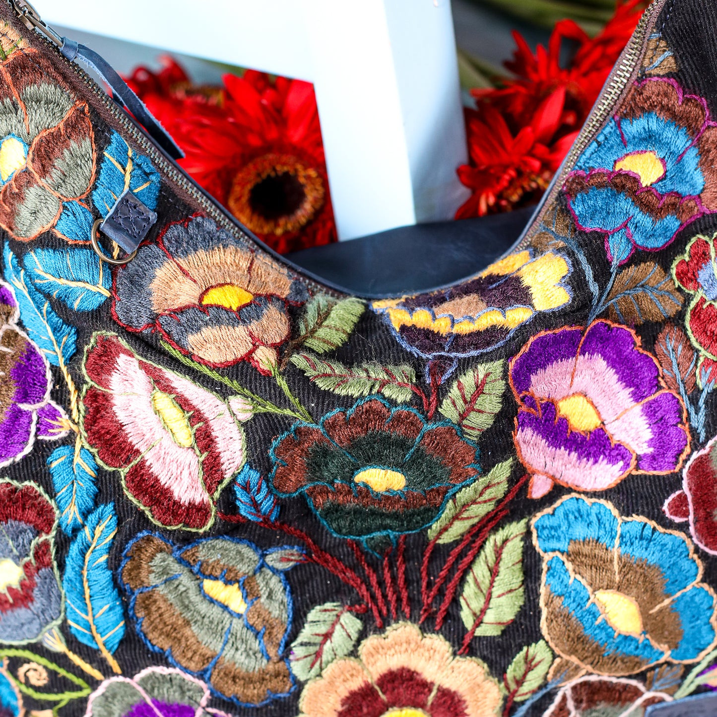 PENELOPE BAG - H&S EMBROIDERED FLORAL - NAVY - NO. 200573