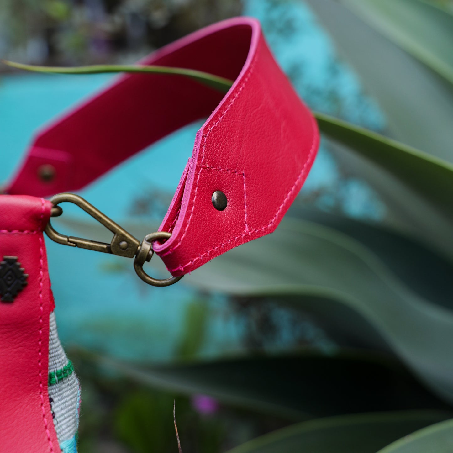 SMALL PENELOPE BAG - H&S WHEAT - RASPBERRY - NO. 19375