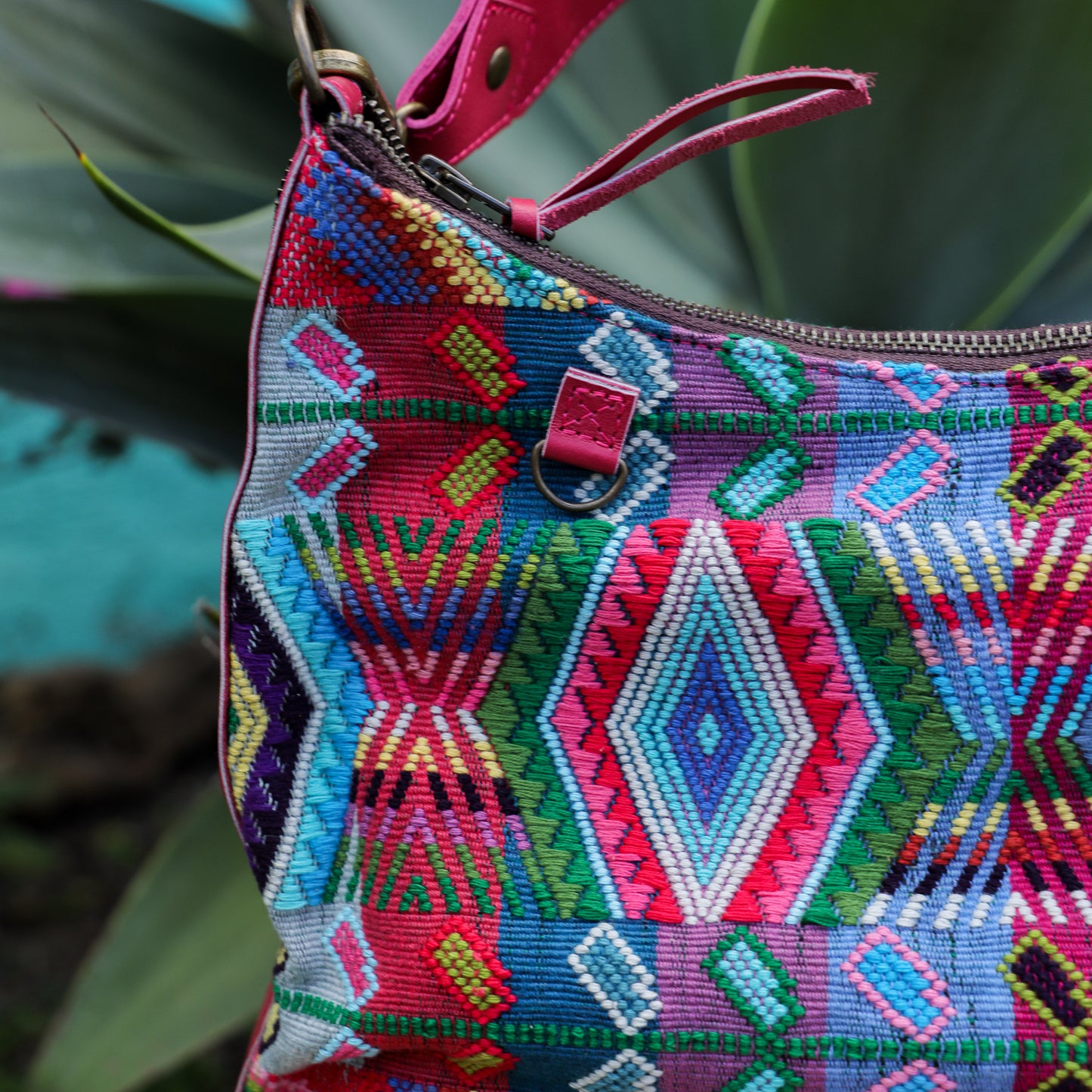 SMALL PENELOPE BAG - H&S WHEAT - RASPBERRY - NO. 19375