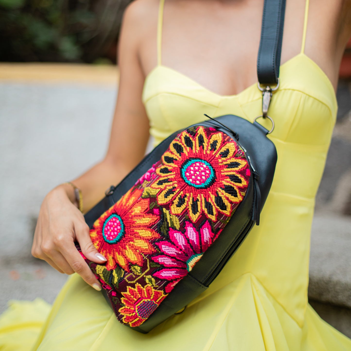 CROSSBODY SLING 2.0 - OOAK - BLACK - NO. 18232