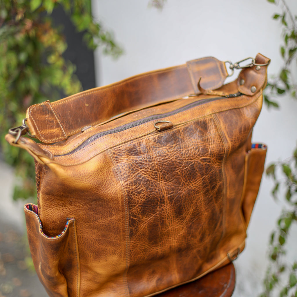 BEATRIZ CONVERTIBLE DAY BAG - FULL LEATHER - WRANGLER