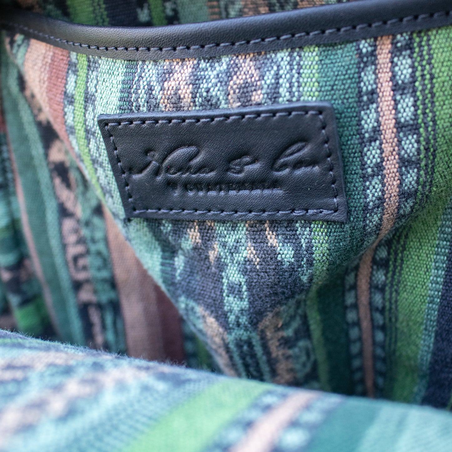 CROSSBODY SLING 2.0 - LARGE - MEXICO TEXTILE - BLACK - NO. 18833